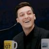 888ozil888