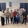 Cháu Quang Hát Dân Ca