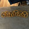 Pretzel chain