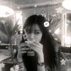 whos_me_03