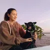 Em Hồng Tháng Tư
