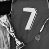 nekuv_futbolist_