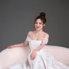 Thương Răng Khểnh