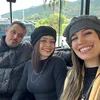 Van, Lala e Ana