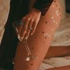 Сама п'ю,сама наливаю...🍷
