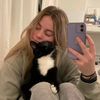 bella__here