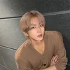 seungmin_out_of_building