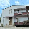 red.house.10