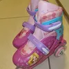 mari_que_anda_de_patins