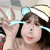 uyen_nhi004