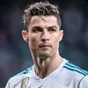 cr7a5555