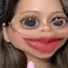 makeup.as.therapy