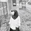 mbak_dira04