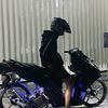 vario.hitam90