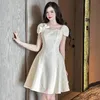 Thời trang Ellie