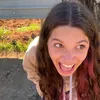 oque alana está fazendo