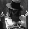 itsselenaxs