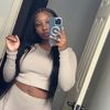 sheisdenaee