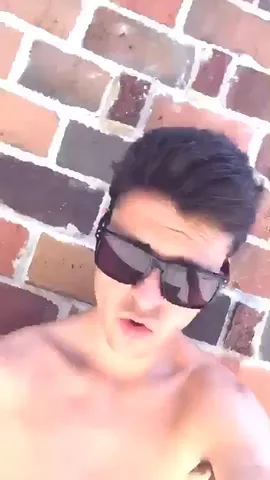 Just posted a new Insta!! Hit me up with a comment and like and I'll bff or spam  on here (comment done)