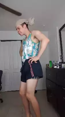 Instagram:CristianOliveras Me in Gym Class #15SecondWorkout #LipSync #FeatureMe 