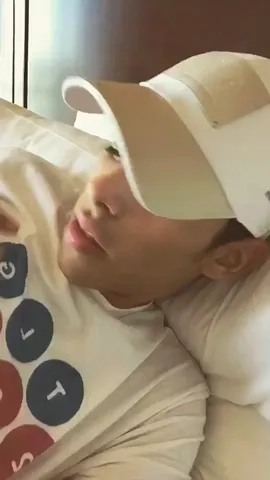 I'm a heavy sleeper 😂 #fettywapwakeup ❤️ || Insta Flamingeos || 