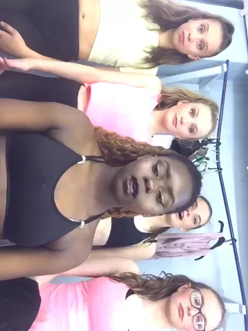 Me wannabes😭😭👯👯🙆🏽