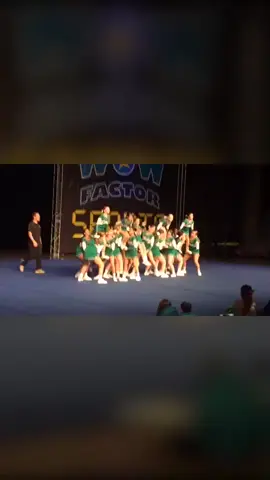 #swconfident this song is so great for confidence boosts!!❤️ #throwback #featureme #cheerleading #incommon 