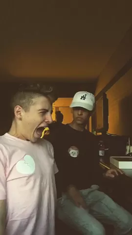 I'm can scream to😂 @bruhitszach || insta ~ Flamingeos || 