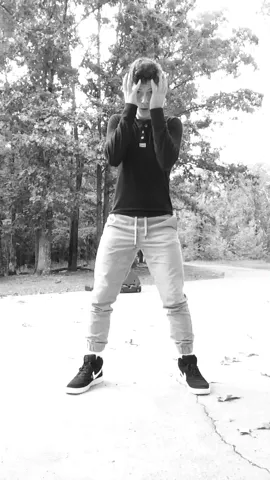 No limit 🔥🔥 #featureme #dance #poping #musical.ly