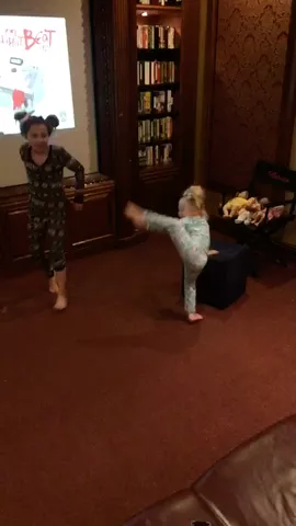 3 year JuJu on dat beat edition😂😂 @savvsoutas #FeatureMe #yeahboy {IG: thesupercole}