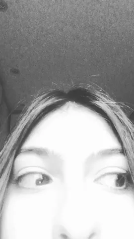 EU VENDO QUE NÓS SOMOS 1 MILHAO 💙 vou fazer 5 duetos com vcss !! Comenta ai quem quer fazer um cmg 