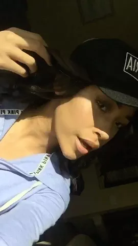 😈