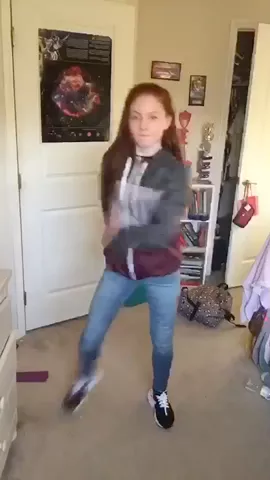 this is so old 😭😂 but vote me #DanceroftheYear if you want 🙂