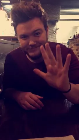 😶#BendyFinger😶 - Eww!😂 #talenttuesday #MusicallyCircus #Featurethis #unitedkingdom #handsyncchallenge