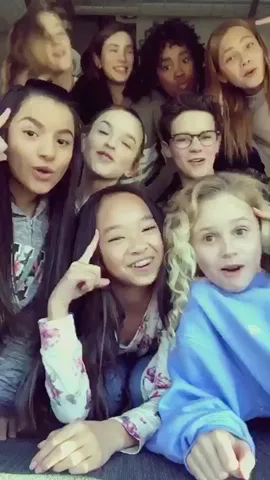 @l2mofficial // @haydensummerall // @rubyroseturner // @nadiaturner // @nicolelaeno 😇 #LipSync 
