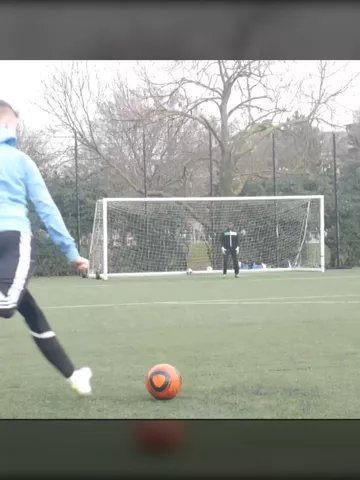 Making the keeper dance with @benblack10 #UnitedKingdom #Football #Soccer 