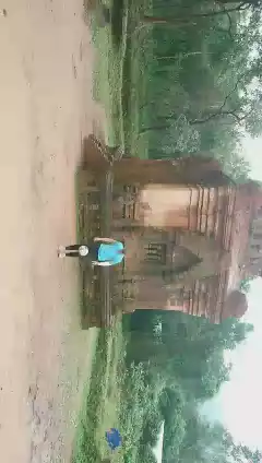 BALLIN IN THE RUINS!  💯 ⚽ 💪 #featureme #football #freestylefootball #skills