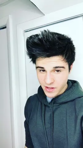 Getting a new puppy tonight! Get this too 80k likes and I'll show him! #FeatureMe