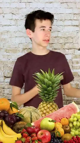 I genuinely sneezed at the end 🤣🤧 #FeatureMe #ILoveFRUIT 🍊🍎🍌🍒🍍#WeekendComedySkit #DabSneeze