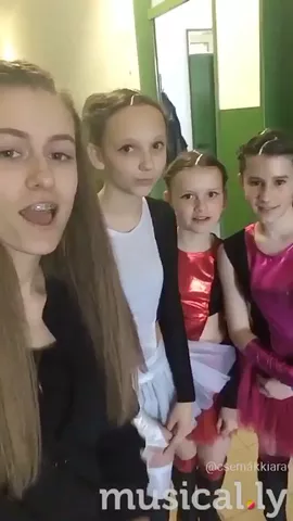 Köszi hogy odajöttetek 😁❤️🤗 @csernákkiara (amúgy nem tudom a szöveget de segáz 😅)