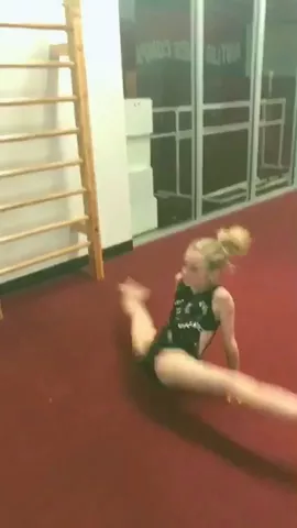 @maesi_caes i can do way better than that 😬  #featureme #featurethis #aldc