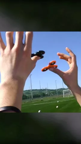#FidgetSpinner #Skills 😱🔥 Rate this 1-10 ❤️ #allidoisspin #football #Soccer #featureme #featurethis @musical.ly
