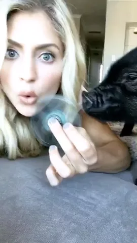 #FidgetSpinnerSpinningAround #SummerVibes 🐷 #ChallengeFriday Put 💜 on my IG for likes! IG:ChantellePaige