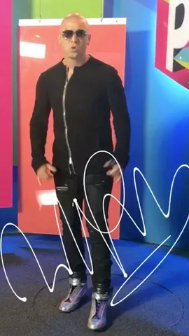 #Wisin sorprendió a todos con #Escapateconmigo remix #PremiosJuventud