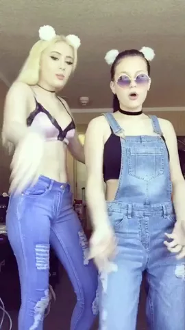 I WEAR THE OVERALLS BETTER 😘 #JayJays #AustraliasTop3 #FeatureMe #LipSync @musical.ly