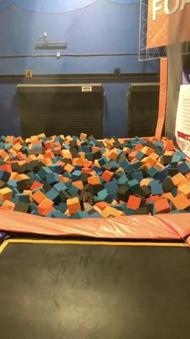 Sky zone💖😜