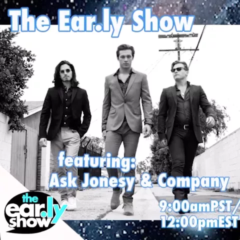 The Ear.ly Show fts a LIVE PERFORMANCE! Come hang out w @shiralazar @martinibeerman #music #musicmonday