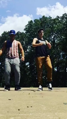 #throwbackdancechallenge 🔥🙌🏻 | #dance #talent #duo #hiphop | @musical.ly