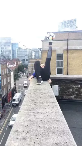 LIVING LIFE on the EDGE!! Literally 😎😎😎⚫️⚫️
