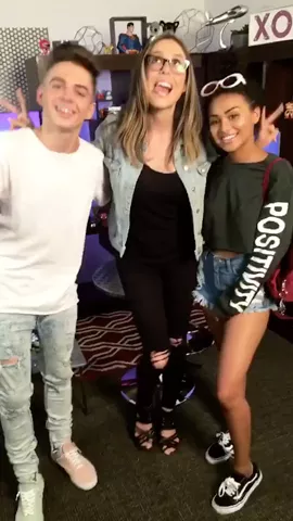 #MuserHarmony #muserprofilevideo @bruhitszach @perkinssisters Which color of Zach's shoes is your favorite?